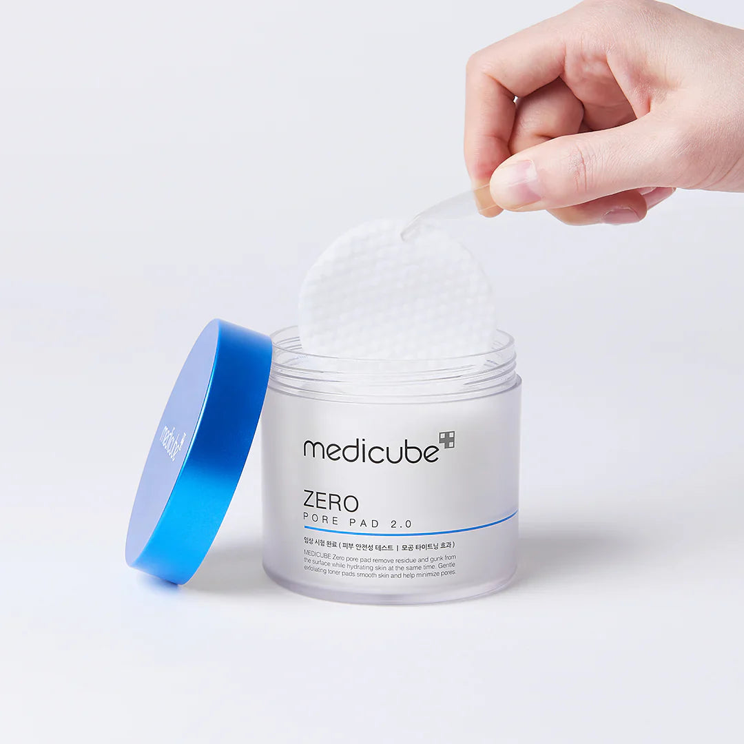 MEDICUBE Zero Pore Pad 2.0 Korean skincare deeply cleanse tighten pores control sebum exfoliate dead skin cells available in Pakistan